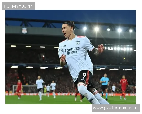 利物浦友谊赛小胜本菲卡乌龙球成比赛转折点引发全场热议